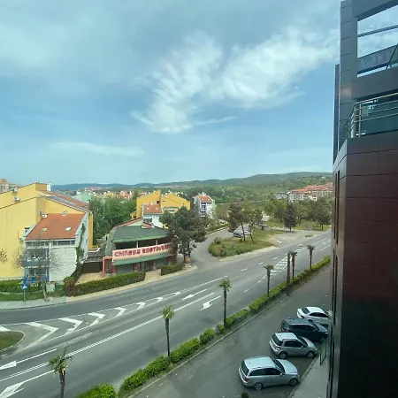 Sunny Plaza 4-34 * Солнечный берег